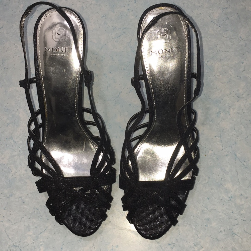 MONET HEELS. Women’s size 9 1/2. Brand New.